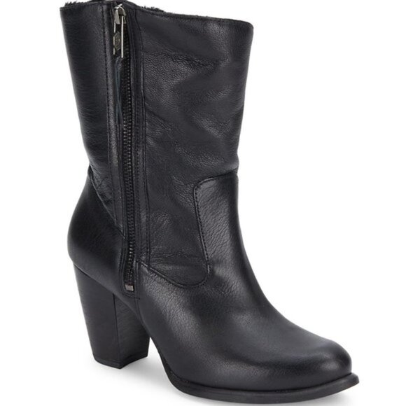 UGG Lynda Women's Shearling Boot - Picture 1 of 12
